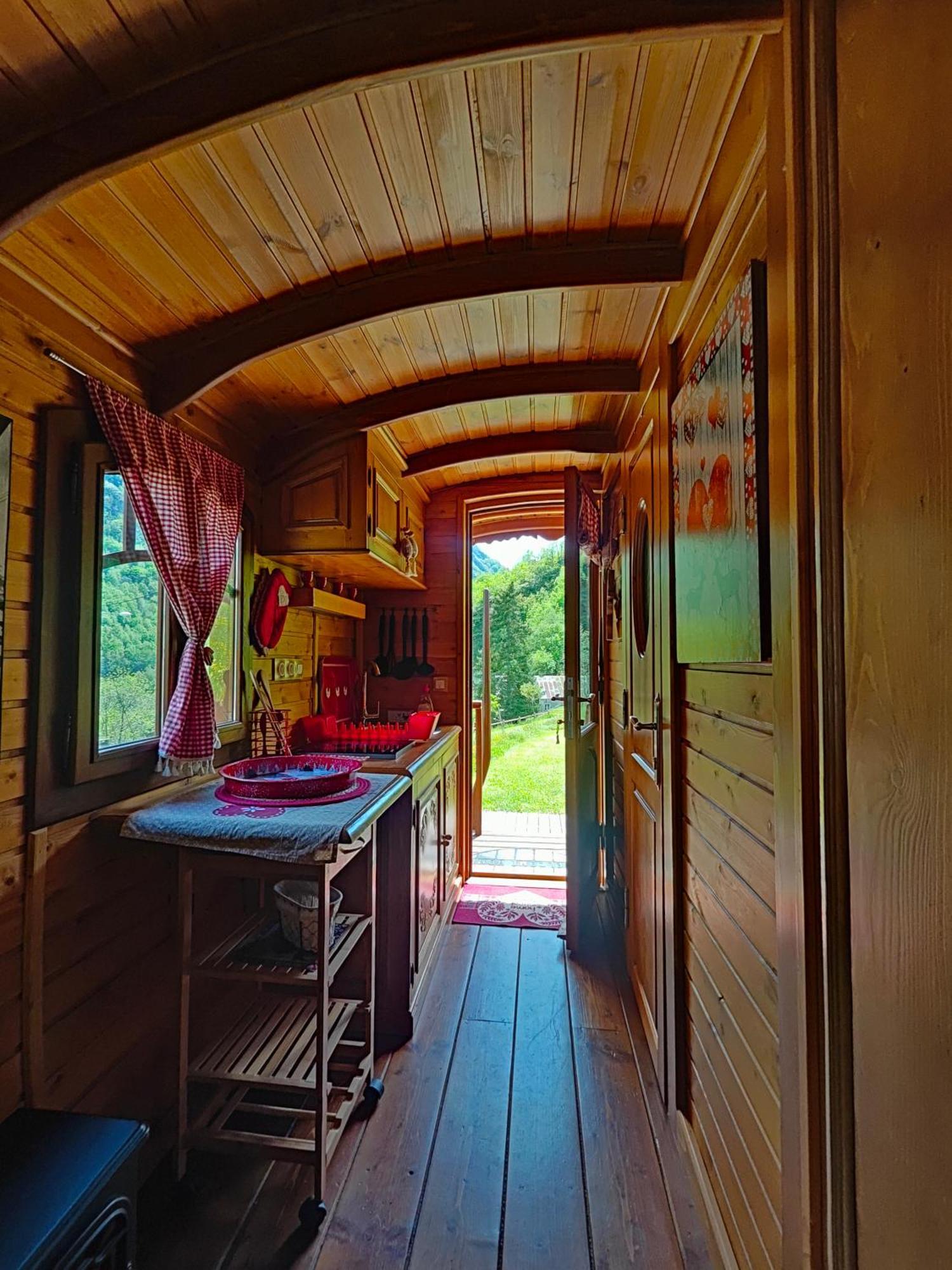 Roulotte Ancolie Chalet Gedre